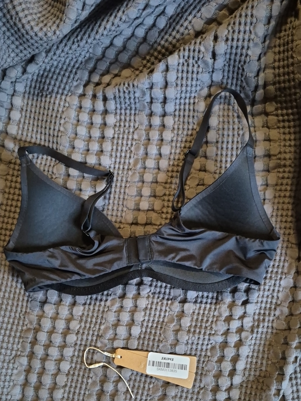 SKIMS NWT Wireless Form Super Push Up Bra Onyx Black 34A - Picture 2 of 5